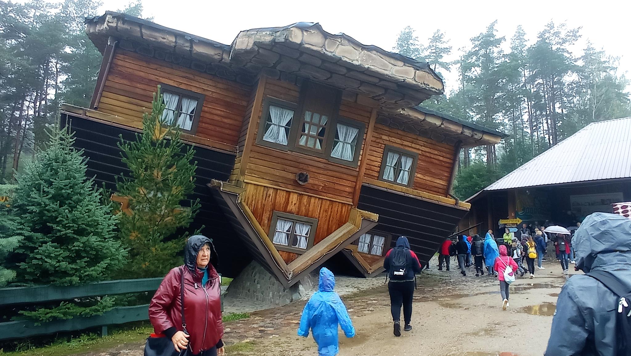 Wycieczka do Chmielna i Szymbarku